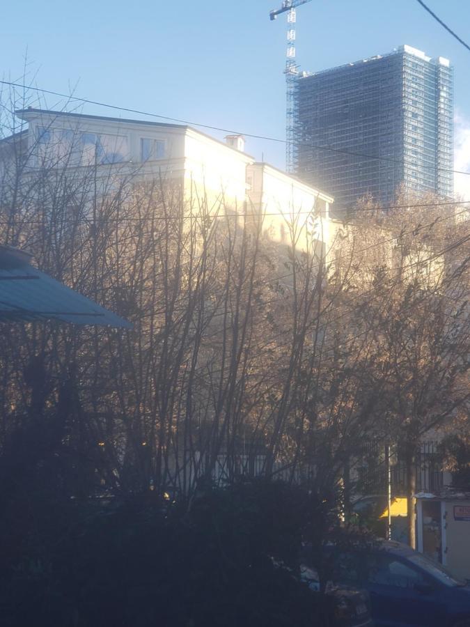 Hostel Oakland ติรานา ภายนอก รูปภาพ