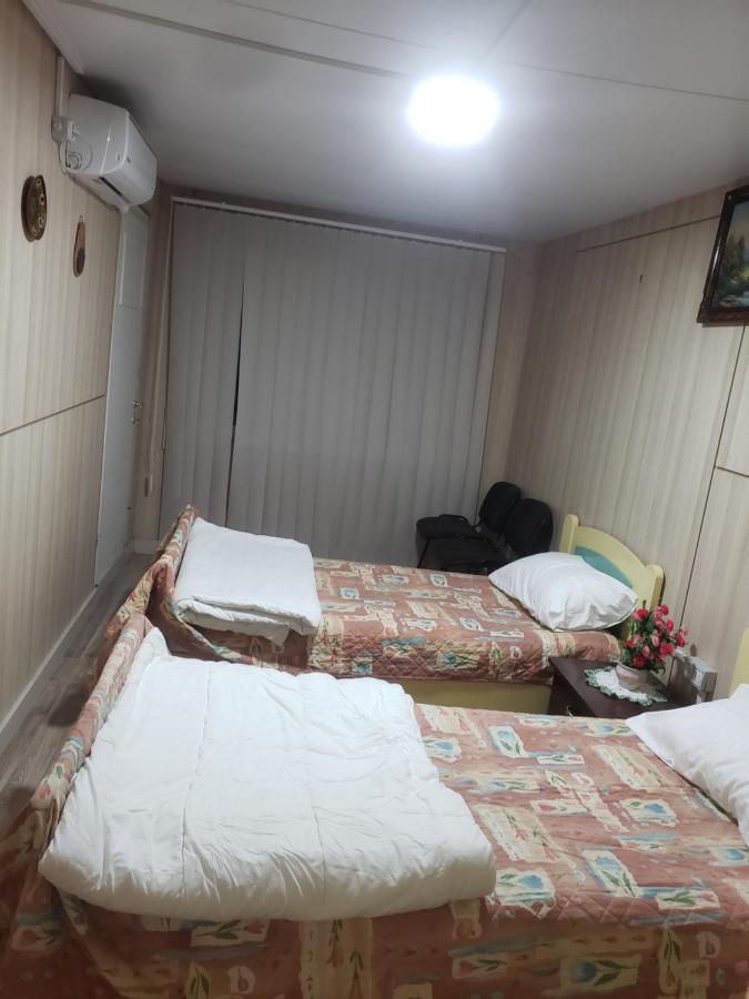 Hostel Oakland ติรานา ภายนอก รูปภาพ