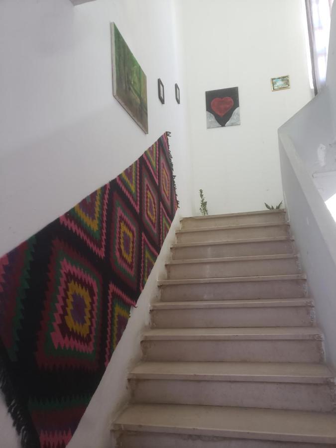 Hostel Oakland ติรานา ภายนอก รูปภาพ