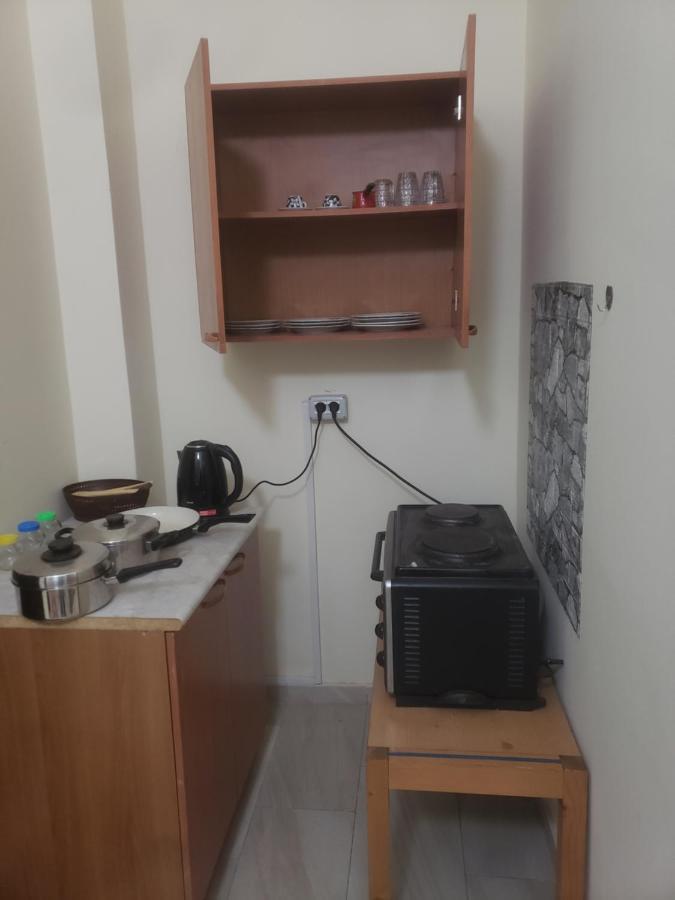 Hostel Oakland ติรานา ภายนอก รูปภาพ