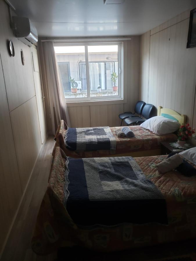 Hostel Oakland ติรานา ภายนอก รูปภาพ
